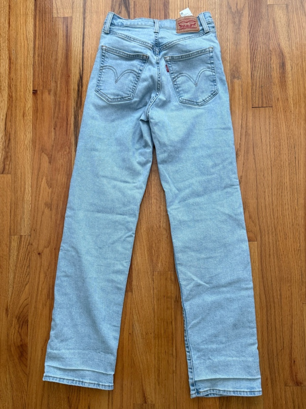 Levi’s rib cage straight jeans - Picture 3 of 7